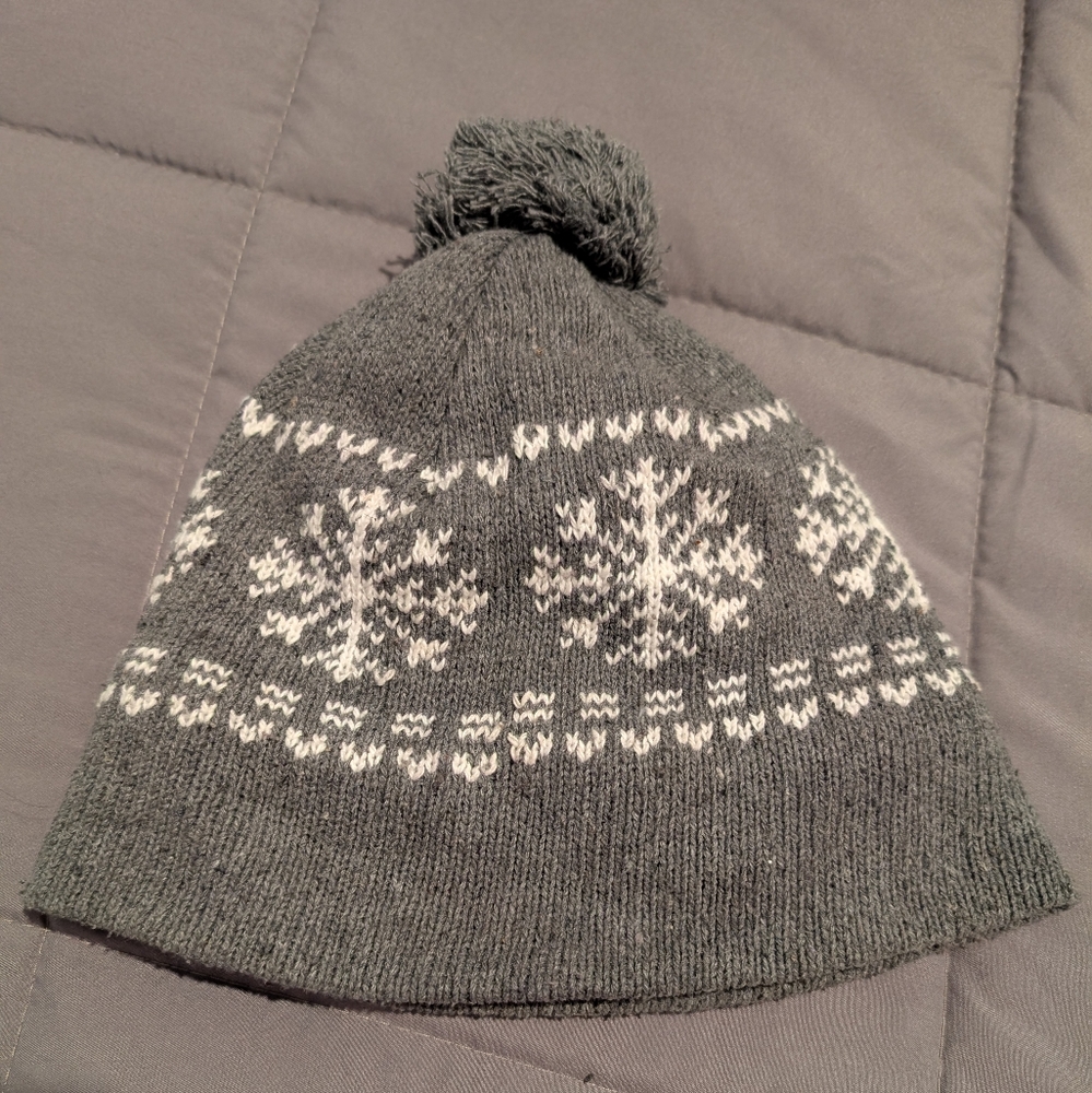 Small grey fleece lined beanie